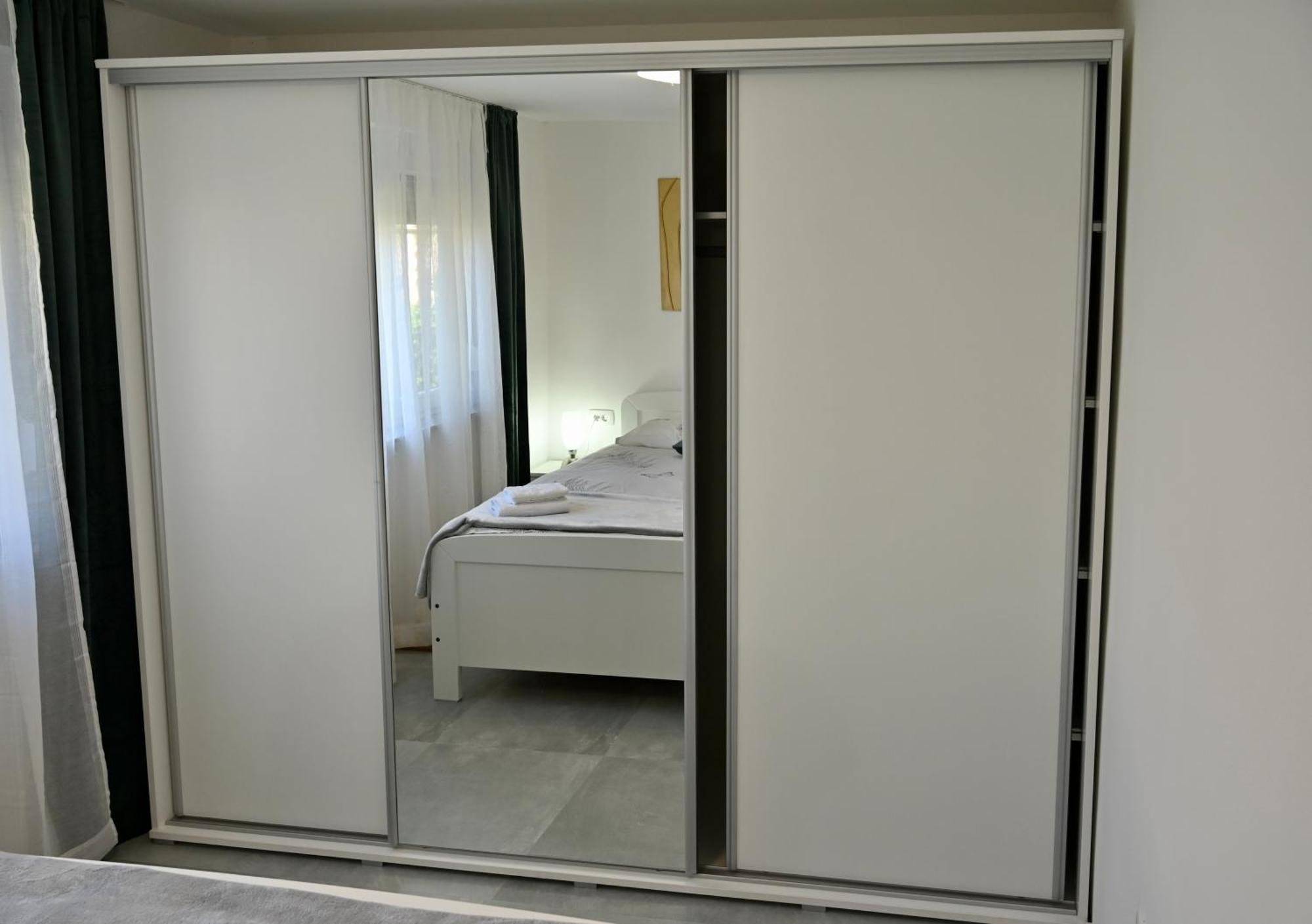 Studio Apartman Una -Self Check In,Free Parking คาร์โลวัตส์ ภายนอก รูปภาพ